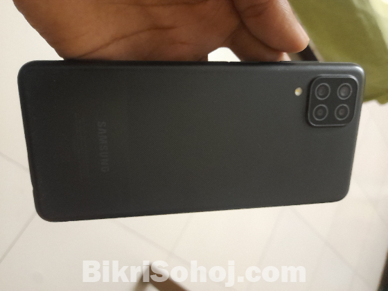 Samsung A12